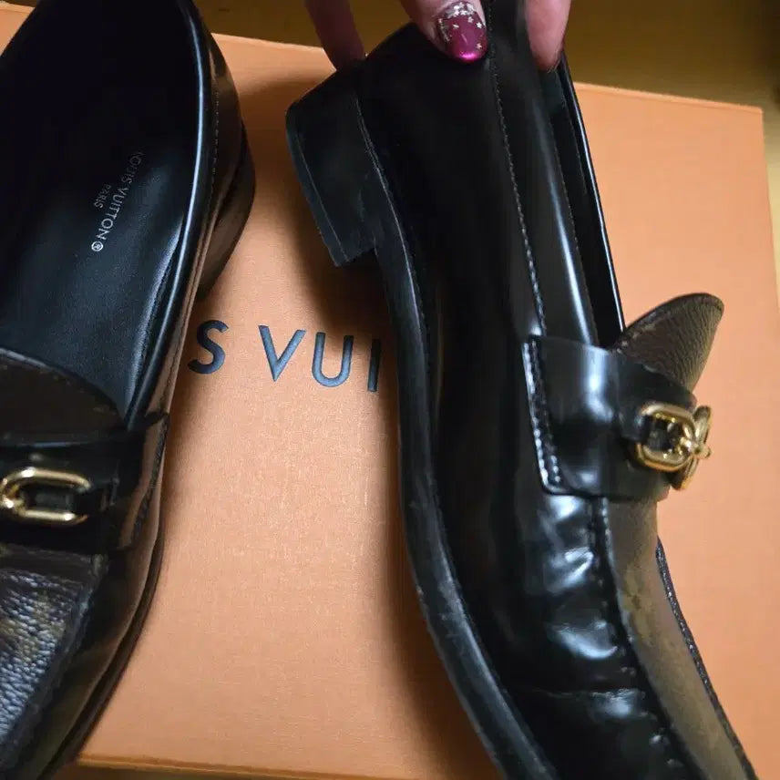 [BUNJANG] Louis Vuitton Loafers 36.5 / 루이비통 로퍼 36.5