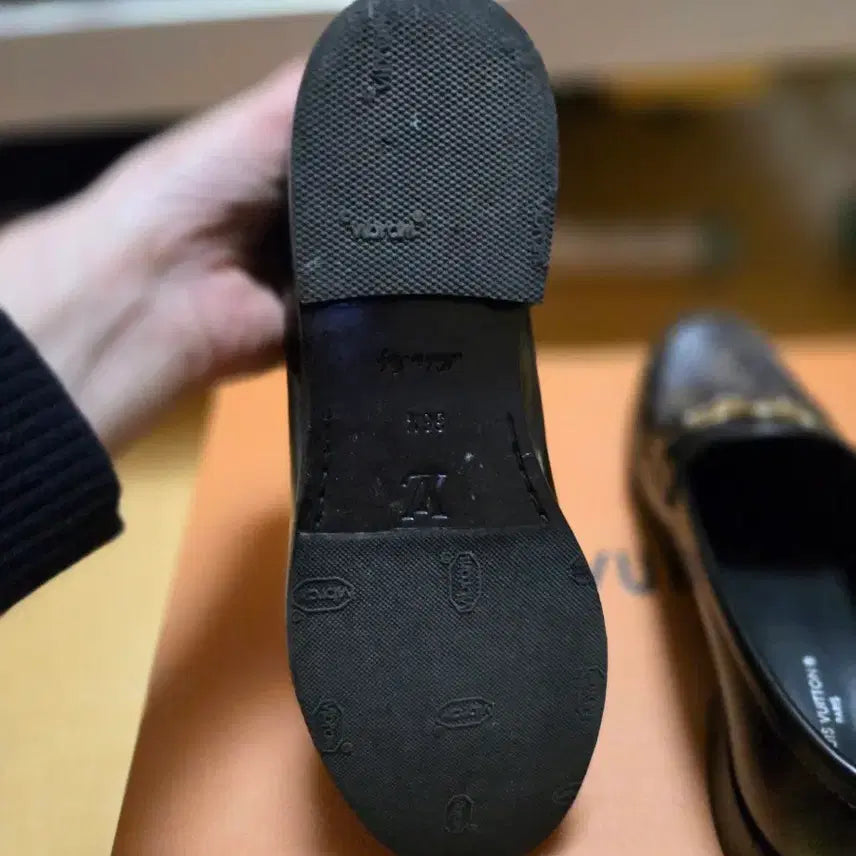 [BUNJANG] Louis Vuitton Loafers 36.5 / 루이비통 로퍼 36.5