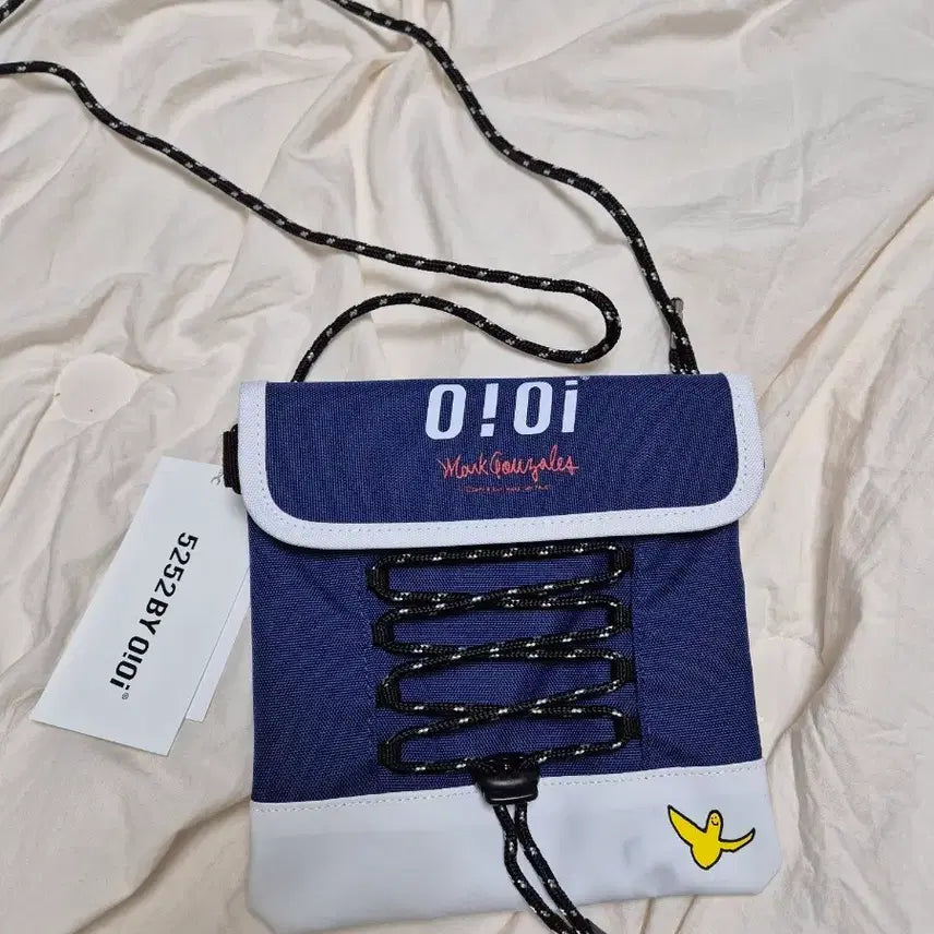 [BUNJANG] OiOi Mark Gonzales Mini Crossbody Bag / 새상품 오아이오아이 마크곤잘레스 미니 크로스백