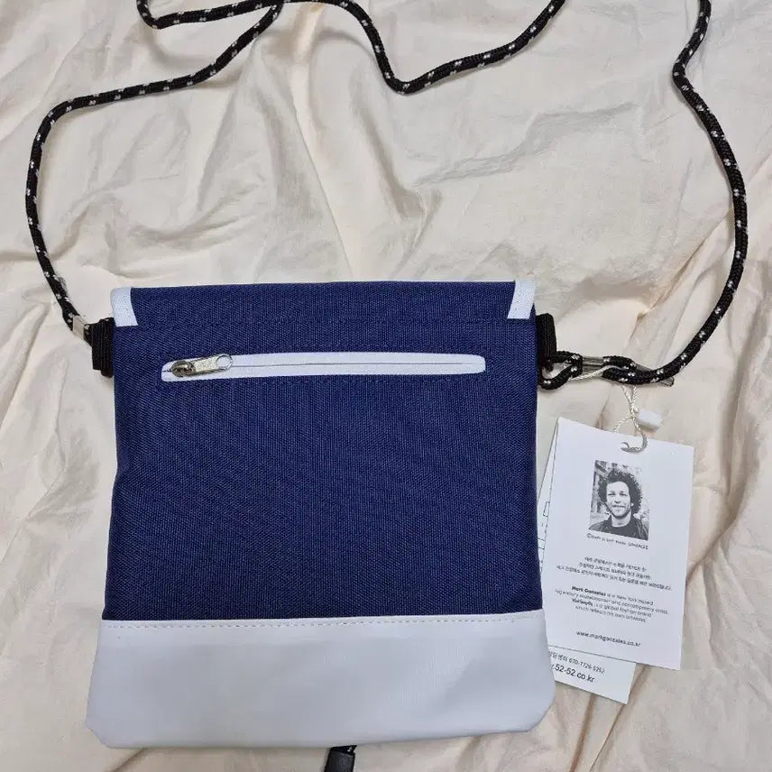 [BUNJANG] OiOi Mark Gonzales Mini Crossbody Bag / 새상품 오아이오아이 마크곤잘레스 미니 크로스백