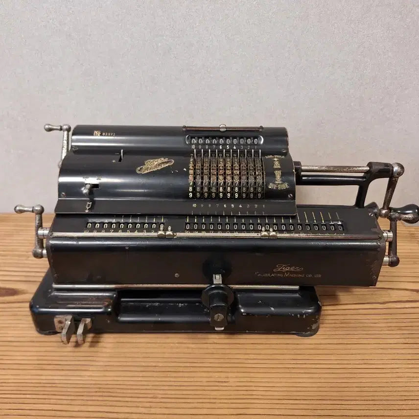 [BUNJANG] Tiger Calculating Machine Co. 1940s Manual Calculator / 1940년대 수동식 계산기
