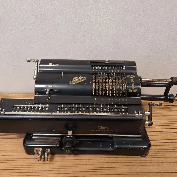 [BUNJANG] Tiger Calculating Machine Co. 1940s Manual Calculator / 1940년대 수동식 계산기