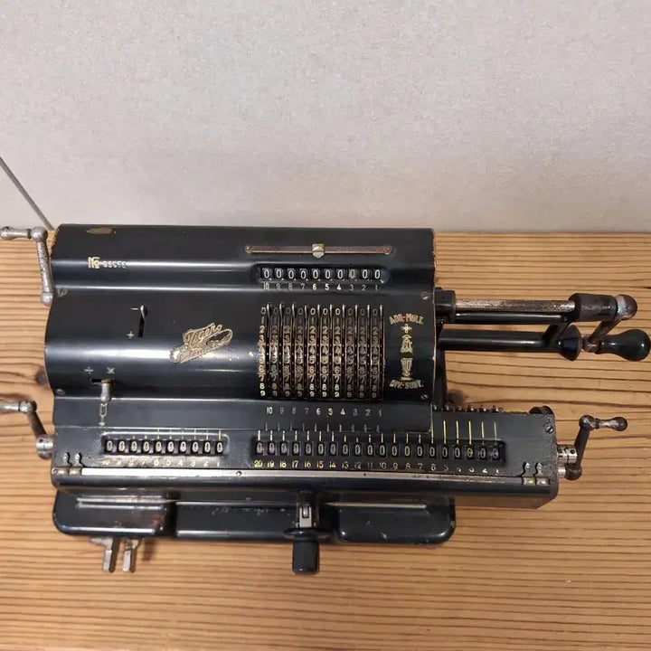 [BUNJANG] Tiger Calculating Machine Co. 1940s Manual Calculator / 1940년대 수동식 계산기
