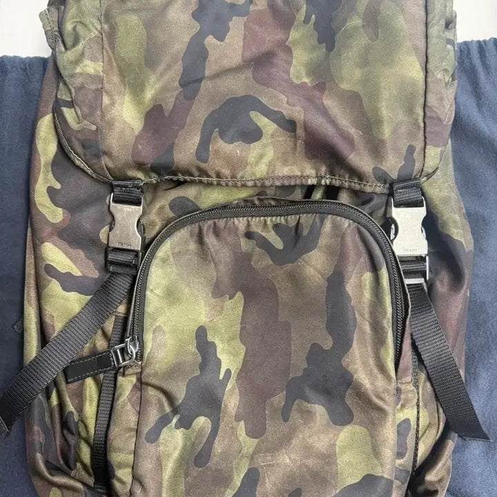 [BUNJANG] Prada Camouflage Nylon Backpack / 프라다 카모플라쥬 나일론 백팩