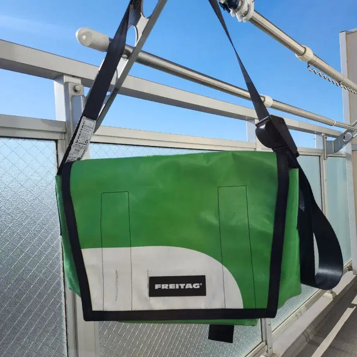 [BUNJANG] Freitag TOP CAT Apple Green Messenger Bag / 프라이탁 TOP CAT 탑캣 애플그린 메신저백