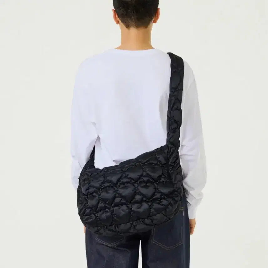 [BUNJANG] Laper Heart Quilted Cross Bag - Black / 라퍼 하트 퀼팅 크로스 백 블랙