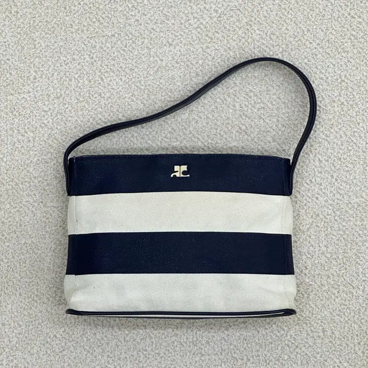 [BUNJANG] Courrèges Shoulder Bag / 꾸레쥬 숄더백