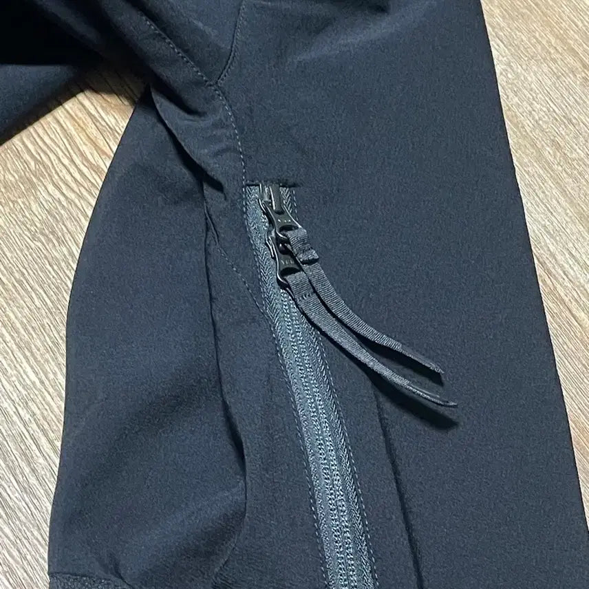 [BUNJANG] MiG Tilak NoShark Jacket / 티락 노샤크 MiG 자켓