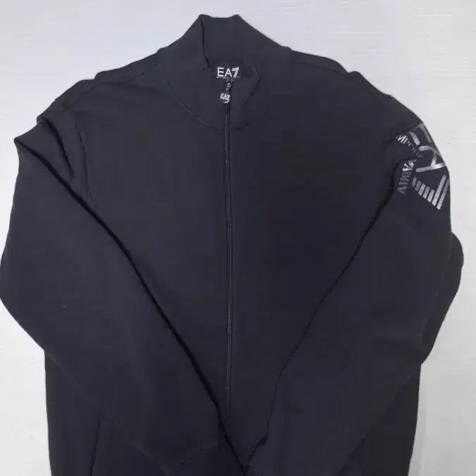 [BUNJANG] Emporio Armani EA7 Fleece Lined Jacket / 엠포리오 아르마니 EA7 기모 자켓 110