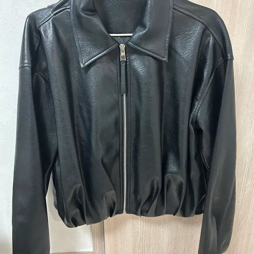 [BUNJANG] Black Leather Jacket / 블랙 레더 자켓