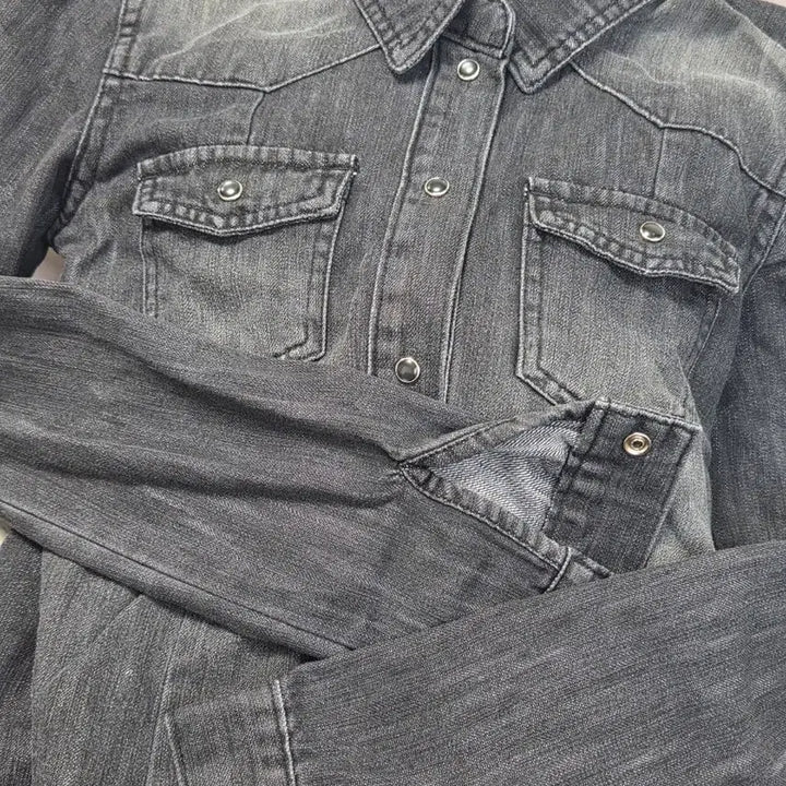 [BUNJANG] Arcoiris Bergen Slim Denim Button-Up Shirt / [1번 착용] 아르코이리스 베르겐 워싱 슬림 데님 카라 남방 셔츠