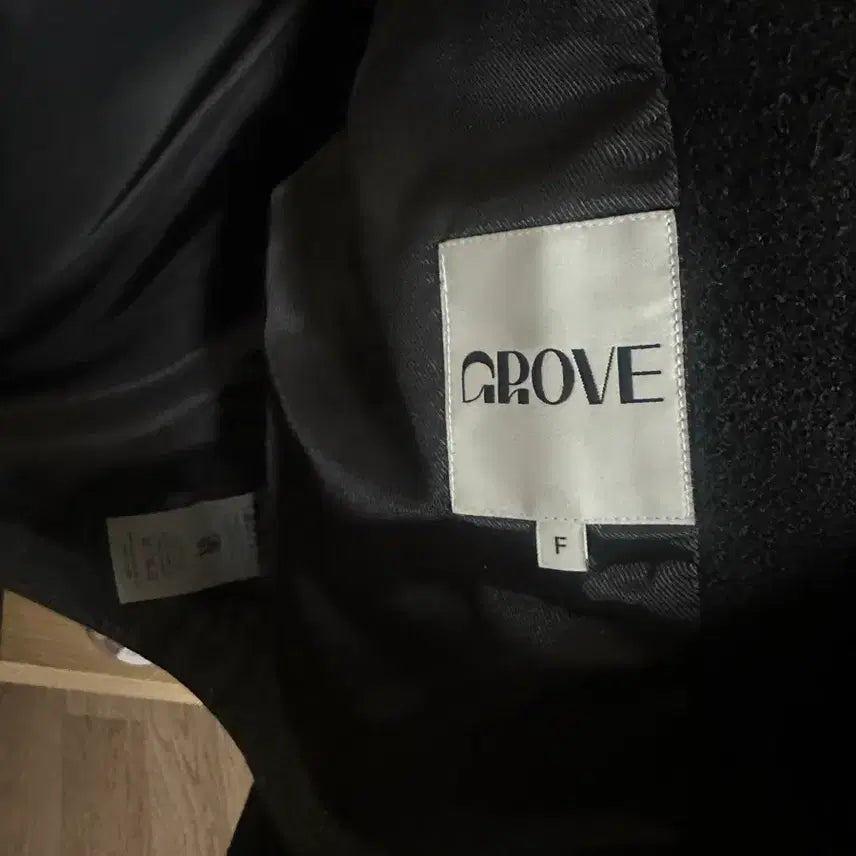 [BUNJANG] Groovy Chaejungwon Cropped Tweed Jacket / 그로브 차정원 크롭 트위드 자켓