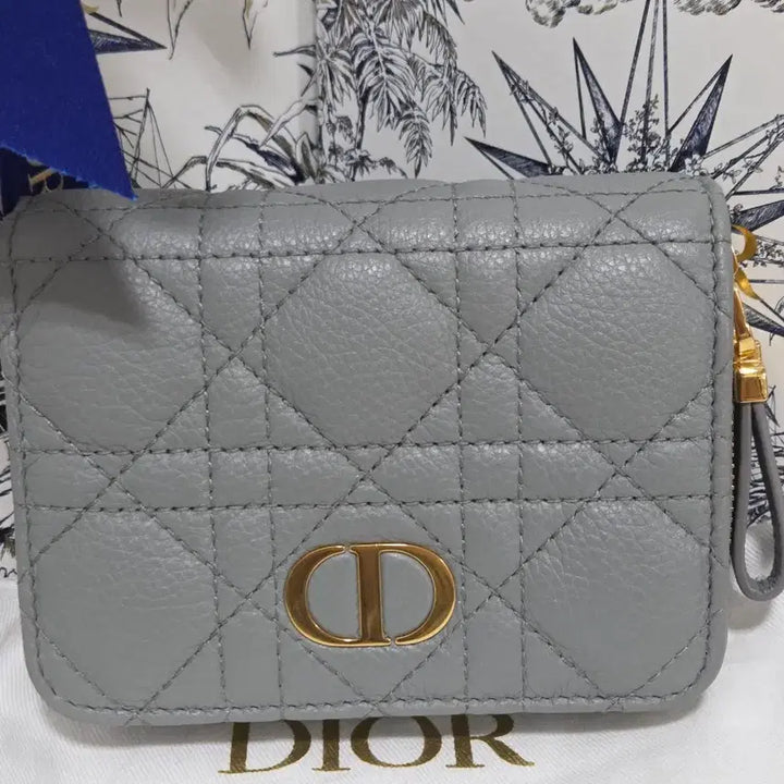 [BUNJANG] Dior Caro Compact Wallet / [새상품급] 디올 카로 컴팩트 반지갑 Gray