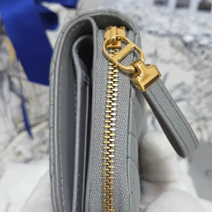 [BUNJANG] Dior Caro Compact Wallet / [새상품급] 디올 카로 컴팩트 반지갑 Gray