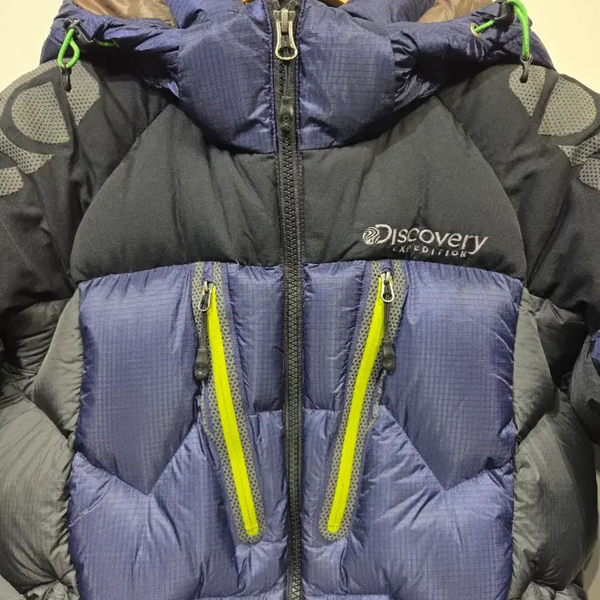 [BUNJANG] Discovery Expedition Heavy Goose Down Padded Jacket (Size 95) / 디스커버리 익스페디션 헤비 구스다운 패딩