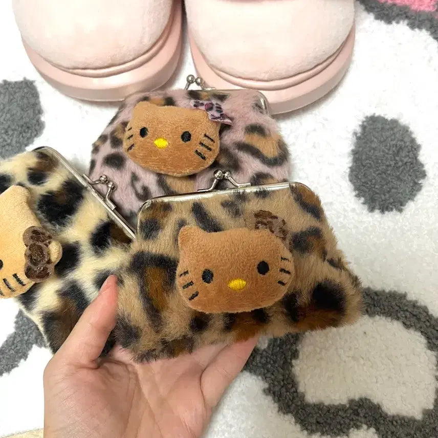 [BUNJANG] Hello Kitty Leopard Fur Coin Purse / (새상품) 헬로키티 레오파드 퍼 동전지갑 태닝키티