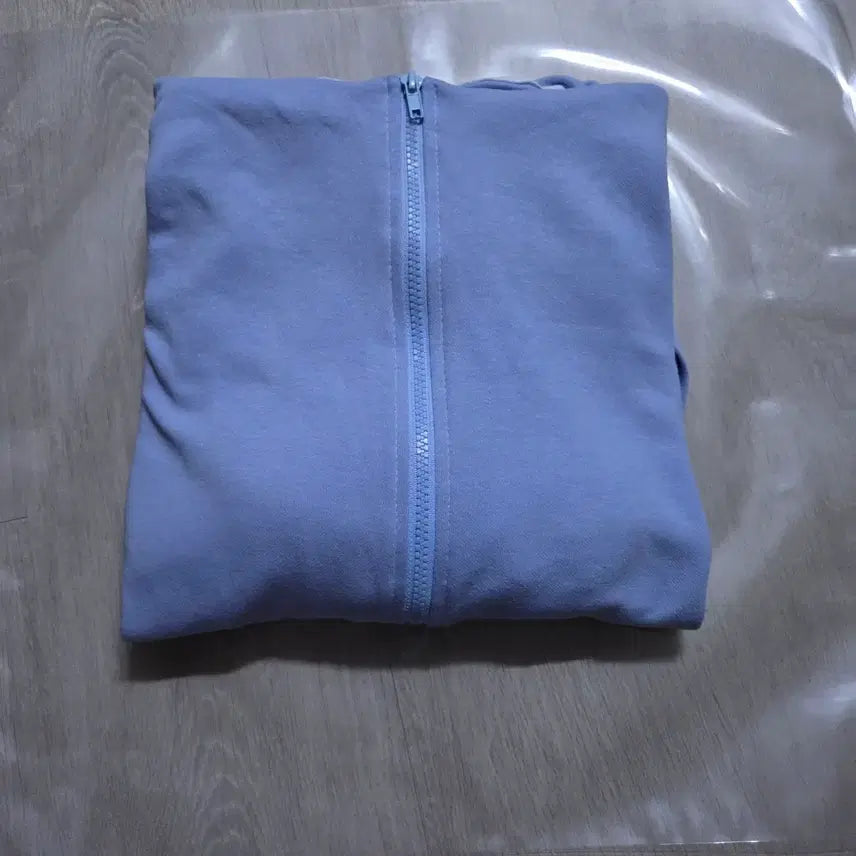 [SOLD OUT] 오버핏 두줄 후드집업 새옷
