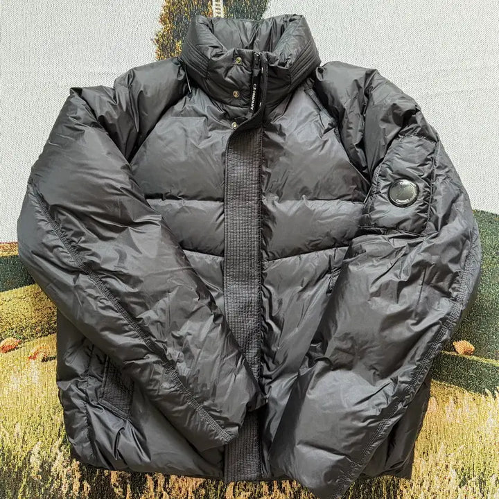 [BUNJANG] CP Company Down Shield Lens Hood Padded Jacket Black Size L / 25FW CP컴퍼니 다운 쉴드 렌즈 후드 패딩 자켓 블랙 L SIZE
