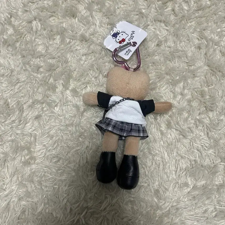 [BUNJANG] Tanning Long Legs Hello Kitty Doll Keyring / (새상품) 태닝 롱다리 키티 인형키링