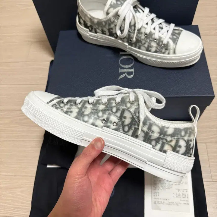 [SOLD OUT] [42] 디올 b23 로우 오블리크 캔버스 화이트 & 블랙 매장판