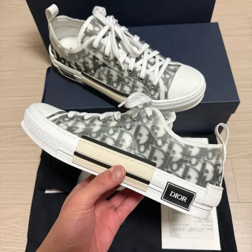 [SOLD OUT] [42] 디올 b23 로우 오블리크 캔버스 화이트 & 블랙 매장판