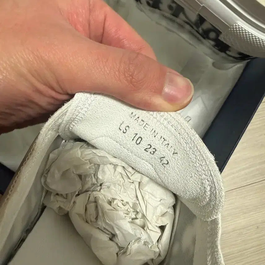 [SOLD OUT] [42] 디올 b23 로우 오블리크 캔버스 화이트 & 블랙 매장판