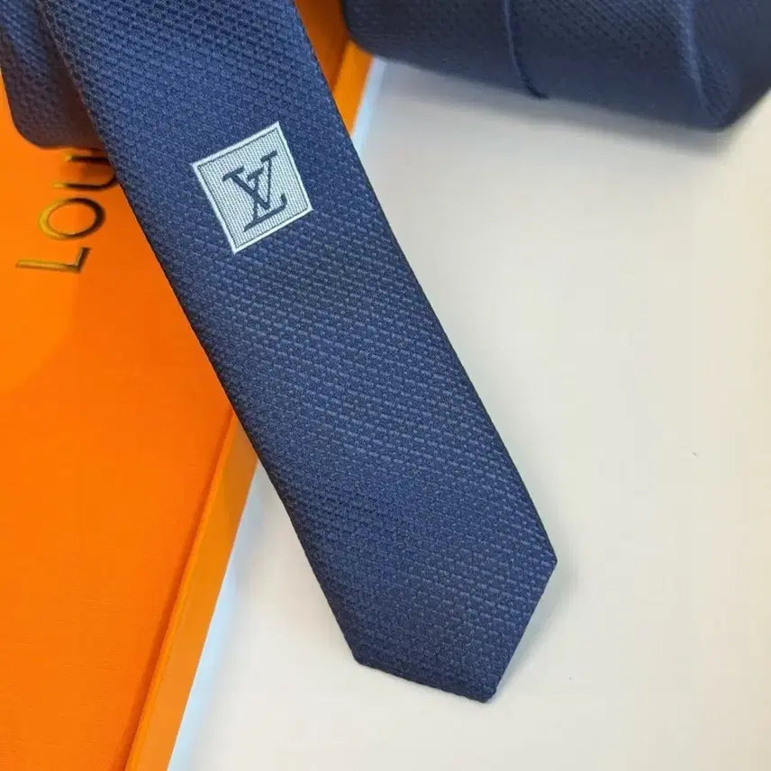 [BUNJANG] Louis Vuitton Tie / 루이비통 넥타이