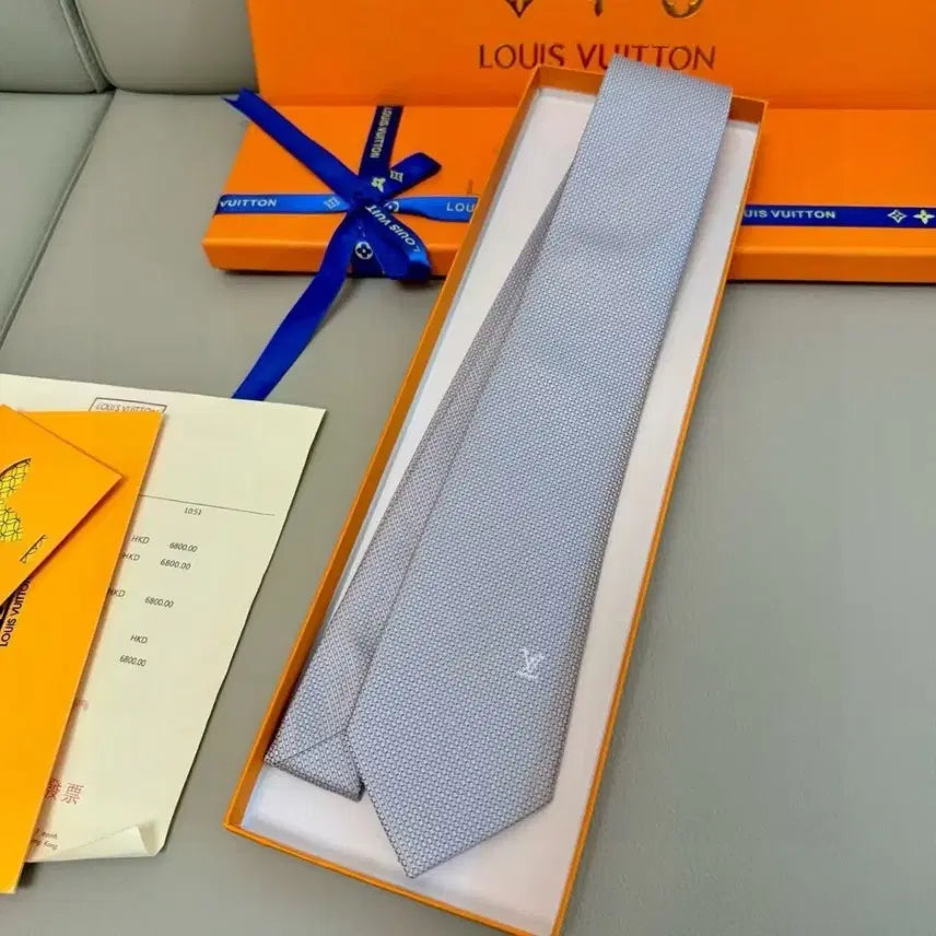 [BUNJANG] Louis Vuitton Tie - New / 루이비통 넥타이