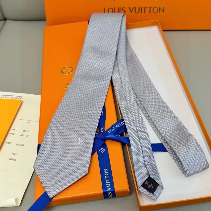 [BUNJANG] Louis Vuitton Tie - New / 루이비통 넥타이