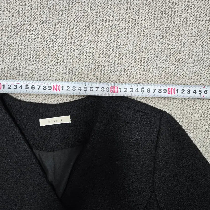 [BUNJANG] Mielle Black Tweed Crop Jacket / 0162.미엘르 블랙 트위드 노카라 크롭 자켓