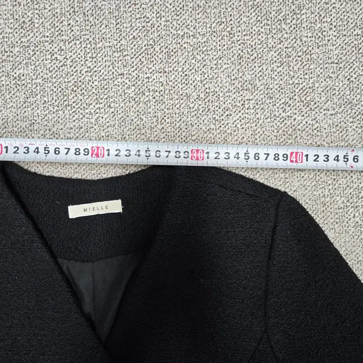 [BUNJANG] Mielle Black Tweed Crop Jacket / 0162.미엘르 블랙 트위드 노카라 크롭 자켓