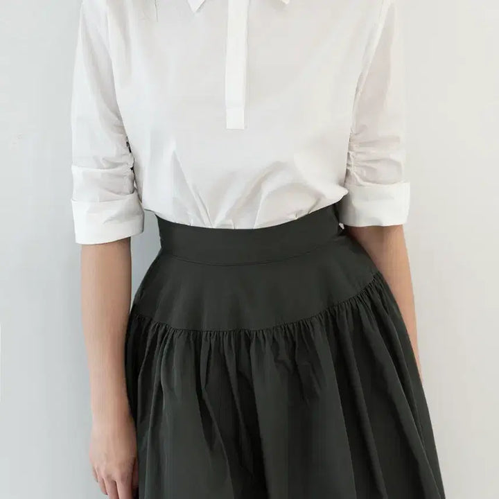 [BUNJANG] Oddline Shirring Sleeve Blouse S / [새상품] 오드라인 셔링 슬리브 밴딩 블라우스 S