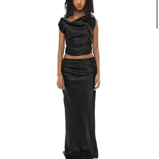 [BUNJANG] 222 SKIRT 006 Satin Skirt Black / 이투둘 222 SKIRT 006 새틴 스커트 블랙