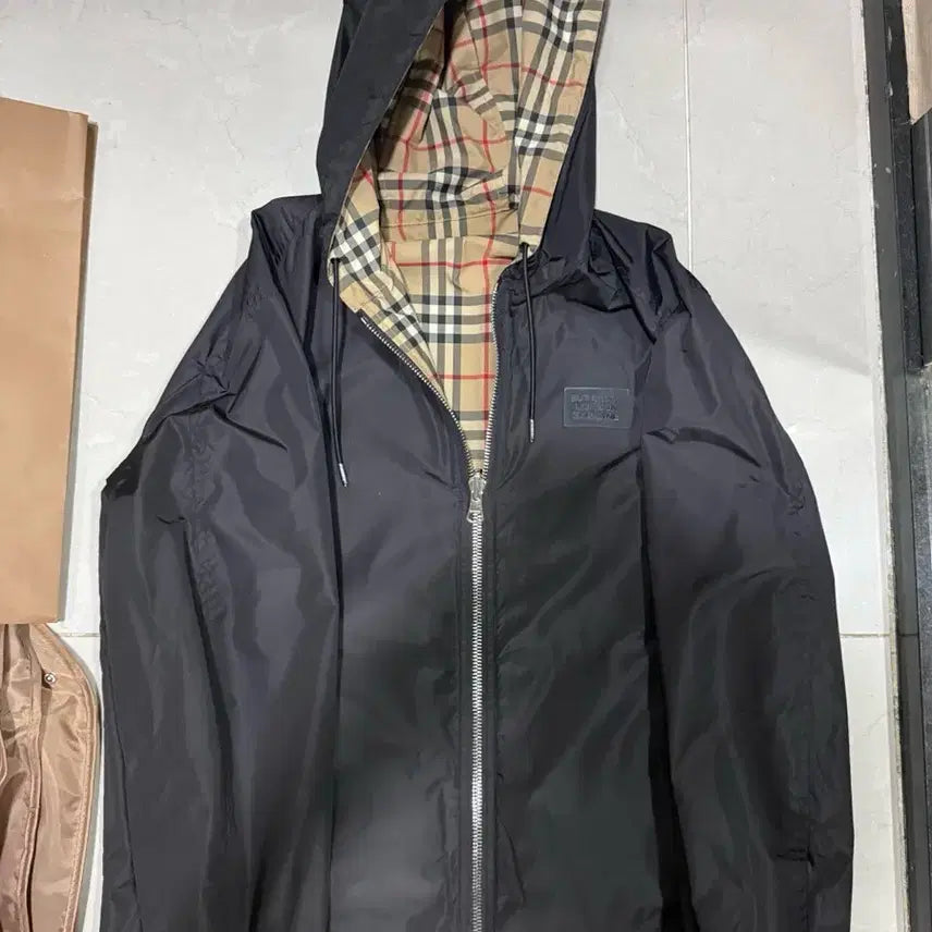 [BUNJANG] Burberry Reversible Windbreaker Jacket / [당일출고,S사이즈] 버버리 리버시블 바람막이 자켓
