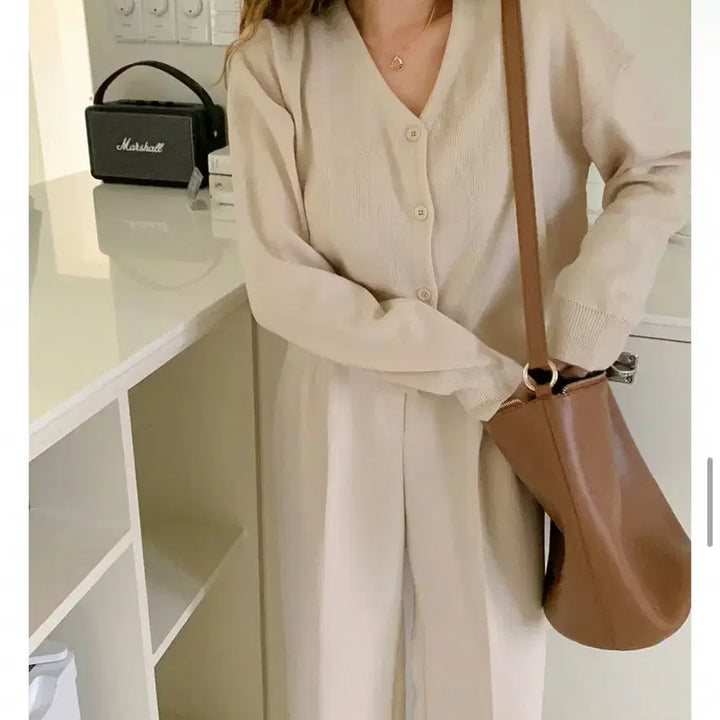 [BUNJANG] Cream V-neck Knit Cardigan / 크림 컬러 쫀쫀 브이넥 무지 니트 가디건 레이어드 가을 니트 이너가디건