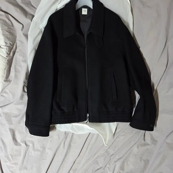 [BUNJANG] Another Office 25AW Volume Blouson (Black) / [어나더오피스] 25AW Volume Blouson (Black,S급)
