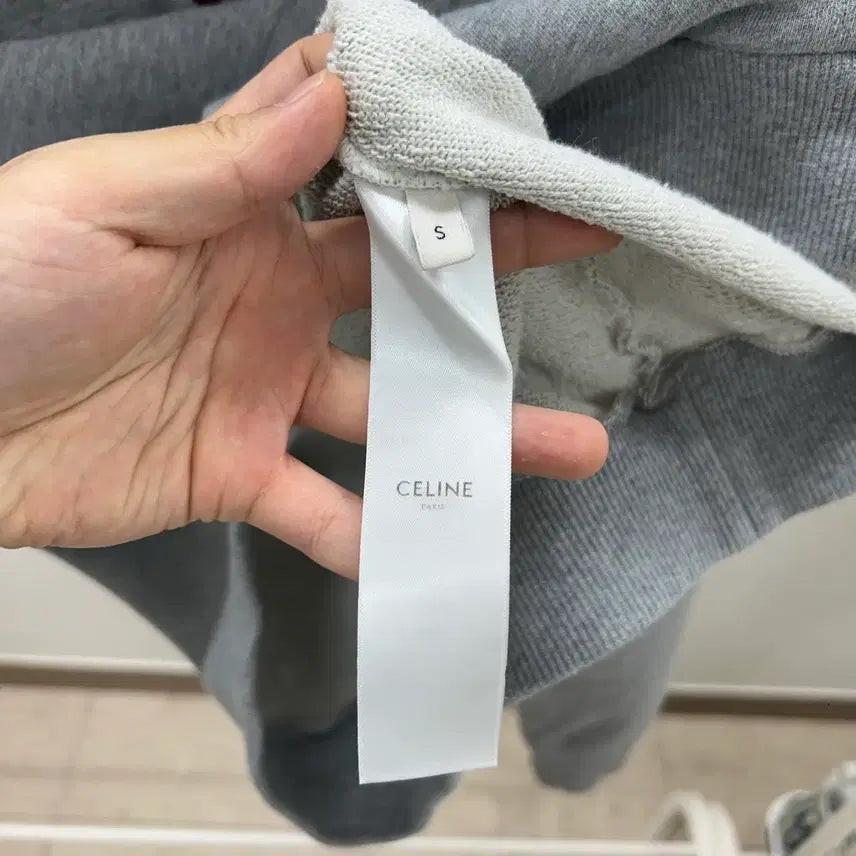 [BUNJANG] Celine Triomphe Hoodie (S Size) / {S Size} 셀린느 토리옹프 후드티