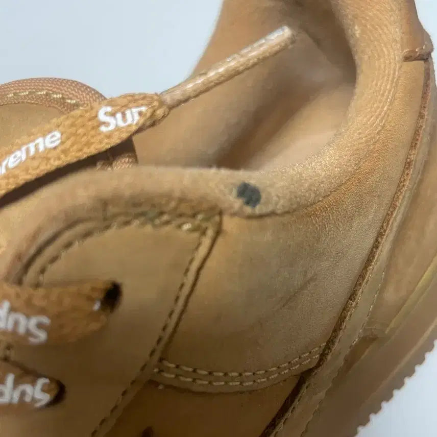 [BUNJANG] Supreme Nike Air Force 1 'Flax' Sneakers / [슈프림]슈프림 된장포스 US11(290)판매