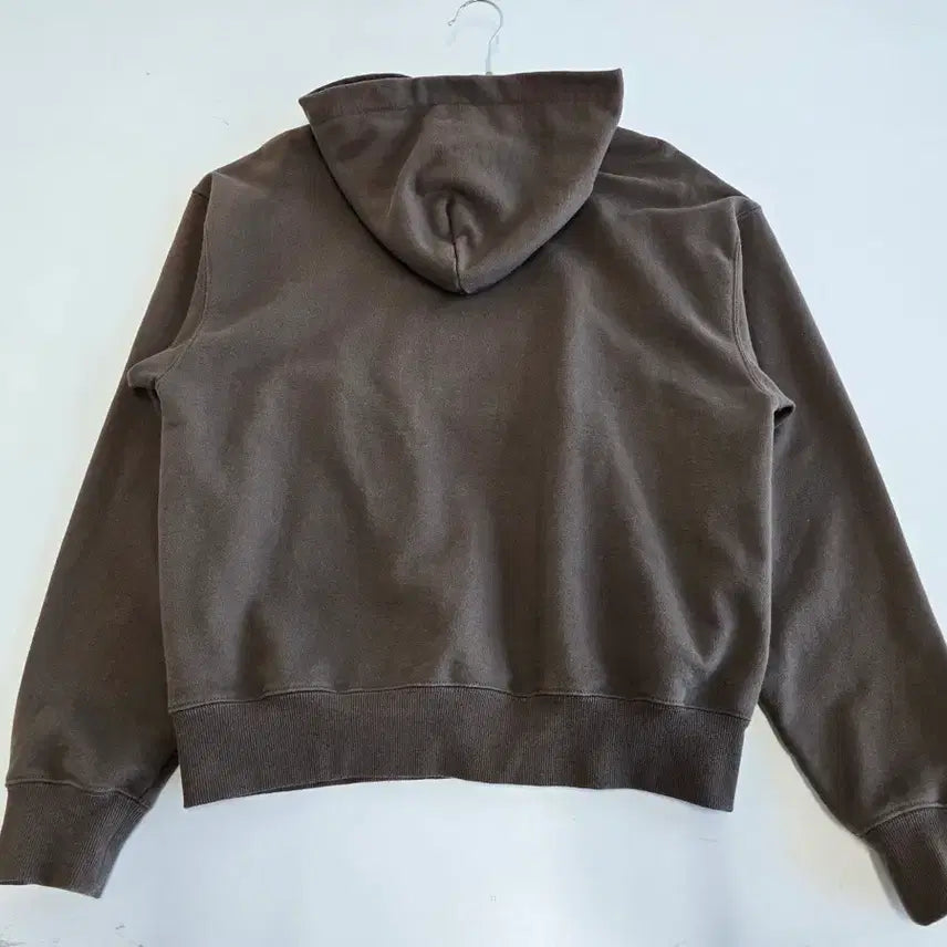[SOLD OUT] 세터 SATUR 리벳 아플리케 포켓 로고 후드 브라운 S