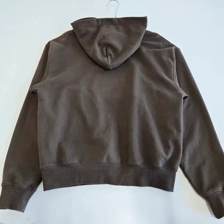 [SOLD OUT] 세터 SATUR 리벳 아플리케 포켓 로고 후드 브라운 S
