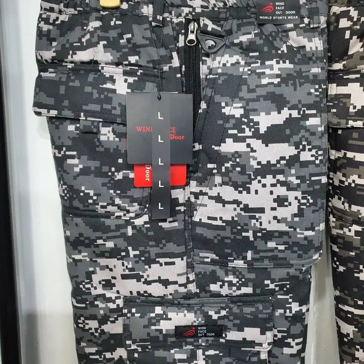 [BUNJANG] Digital Camo Military Cargo Padded Pants / 남성 디지털 카모 밀리터리 카고 패딩 팬츠 솜건빵 방한바지