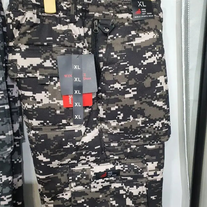 [BUNJANG] Digital Camo Military Cargo Padded Pants / 남성 디지털 카모 밀리터리 카고 패딩 팬츠 솜건빵 방한바지