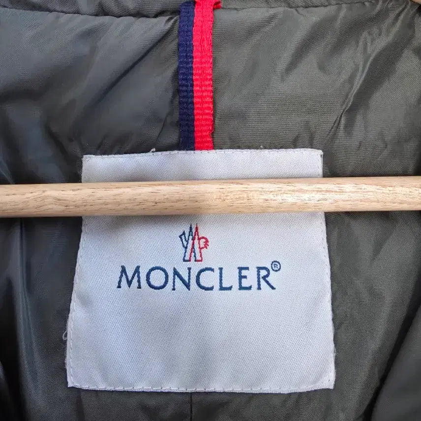[BUNJANG] Moncler Women's Duck Down Padded Jacket / 몽클레어 여성용 덕다운 패딩