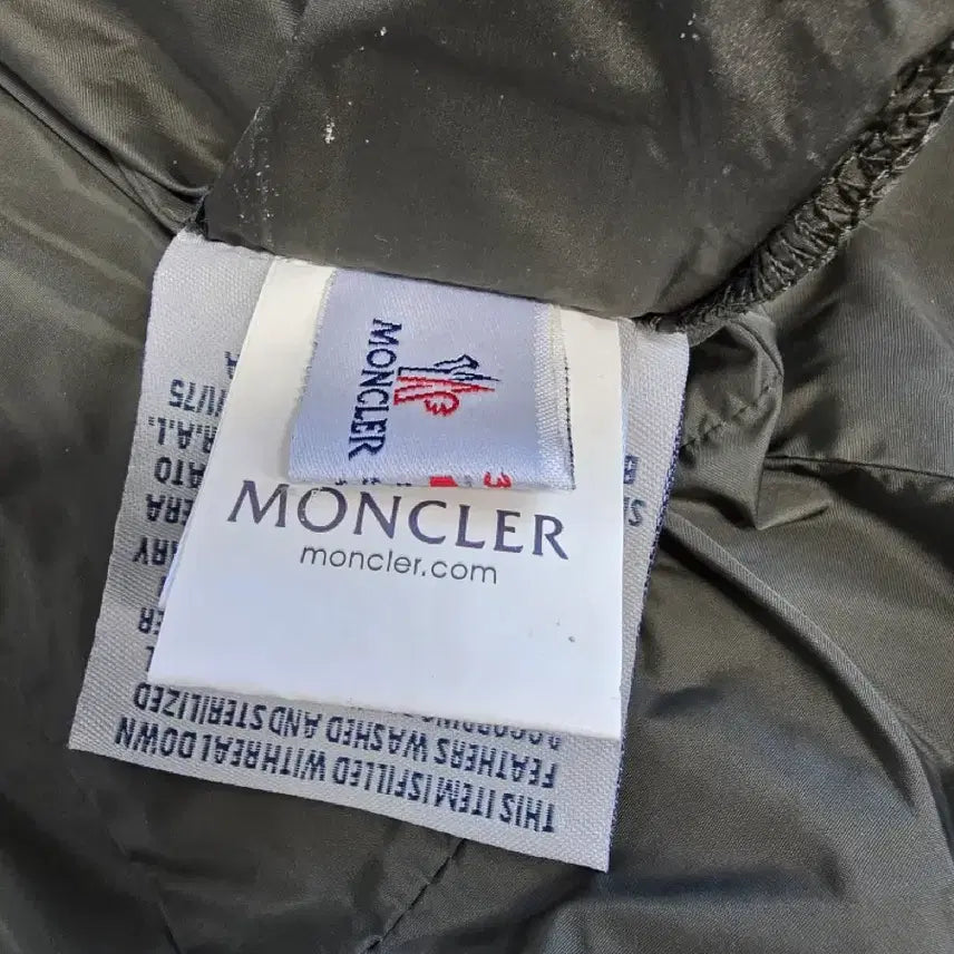 [BUNJANG] Moncler Women's Duck Down Padded Jacket / 몽클레어 여성용 덕다운 패딩