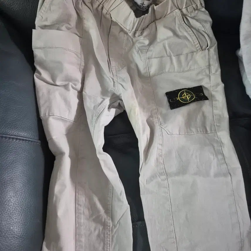 [BUNJANG] Stone Island Beige Patch Cargo Pants / 스톤아일랜드 베이지 와펜 패치 카고 팬츠 네고가능