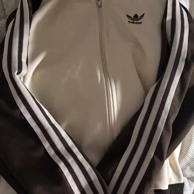 [BUNJANG] Adidas 80s Cream Brown Jersey Vintage / 아디다스 80s  크림 브라운 져지 빈티지
