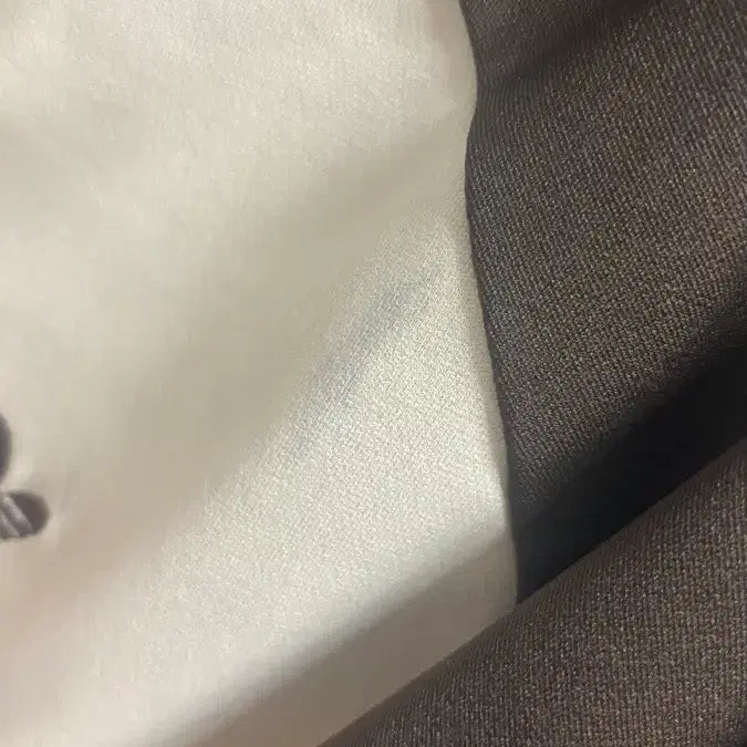 [BUNJANG] Adidas 80s Cream Brown Jersey Vintage / 아디다스 80s  크림 브라운 져지 빈티지