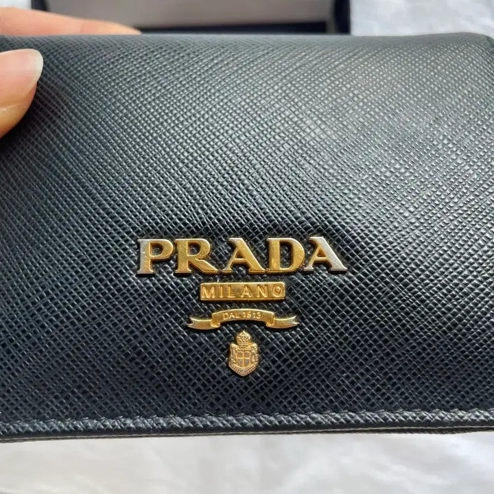 [BUNJANG] Prada Saffiano Metal Logo Bifold Wallet / 프라다 사피아노 메탈 로고 반지갑