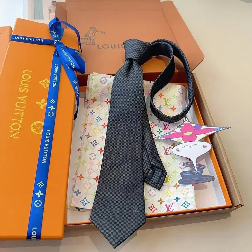 [BUNJANG] Louis Vuitton Tie - New / 루이비통 넥타이
