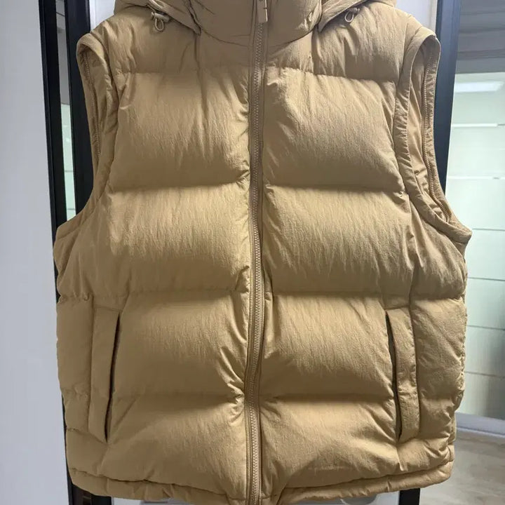 [BUNJANG] Burberry 24FW Beige Padded Jacket / 24fw 버버리 베이지 패딩 판매